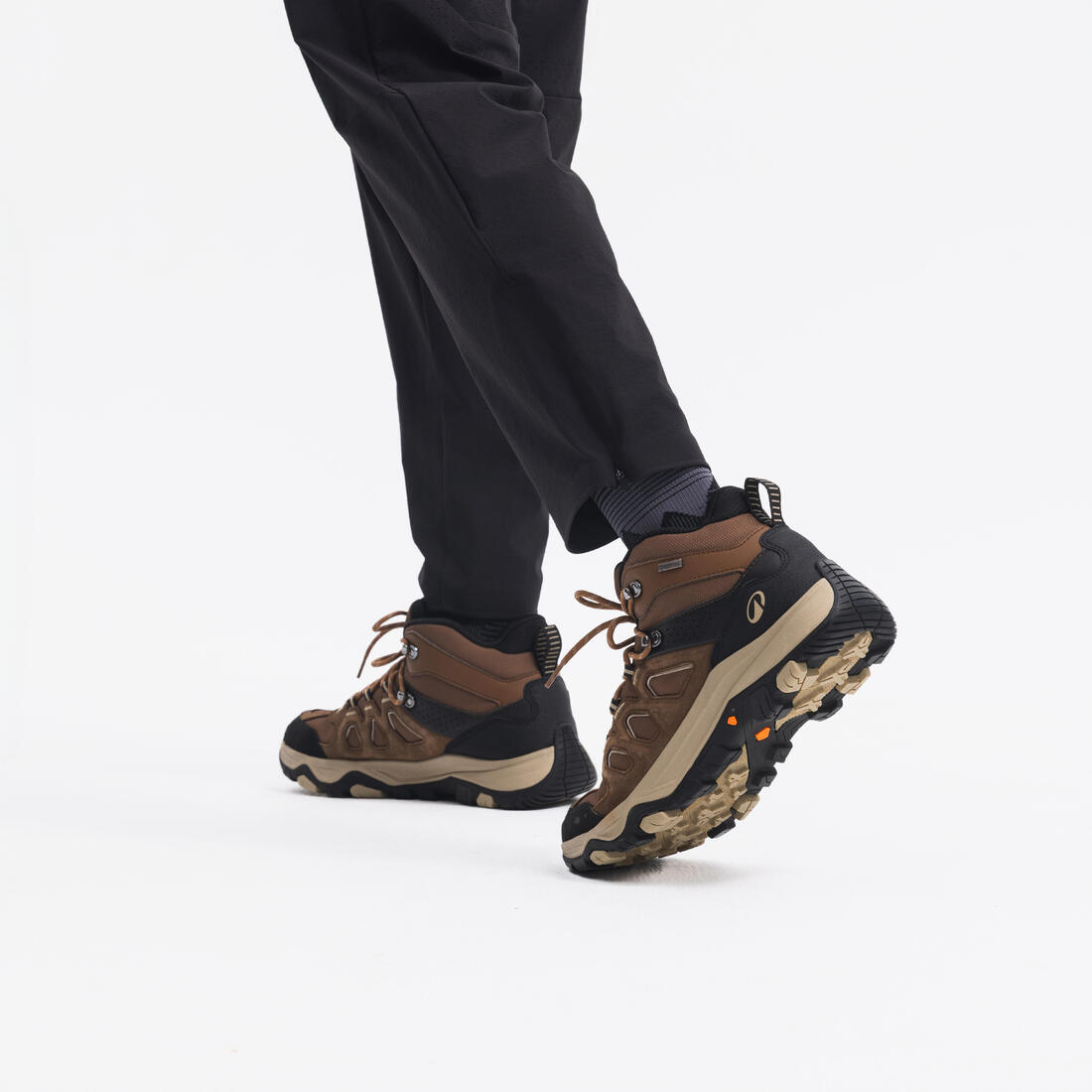 Chaussures de randonnée hautes imperméables homme, MH500