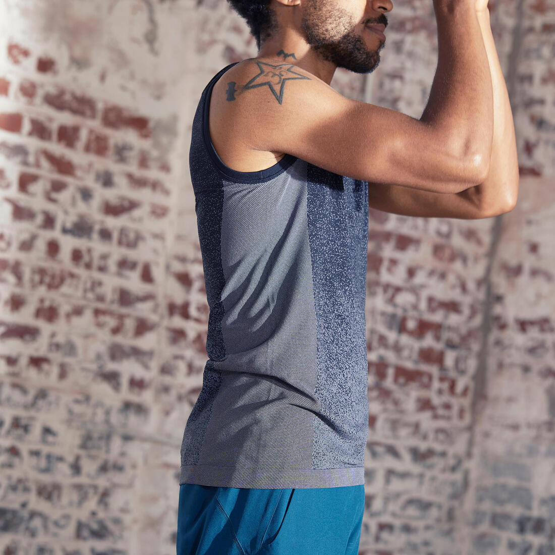 DEBARDEUR SEAMLESS-SANS COUTURES YOGA DYNAMIQUES HOMME