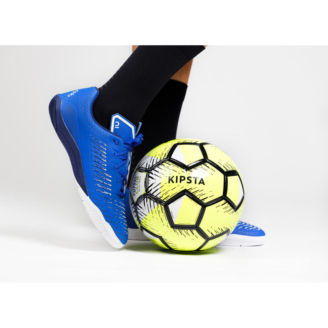 Chaussures de futsal GINKA 500 IN adulte