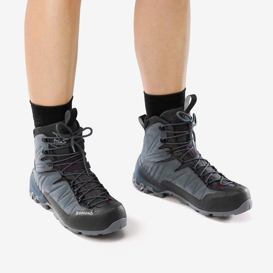 Chaussures cuir imperméables de trek - mt900 haute - femme