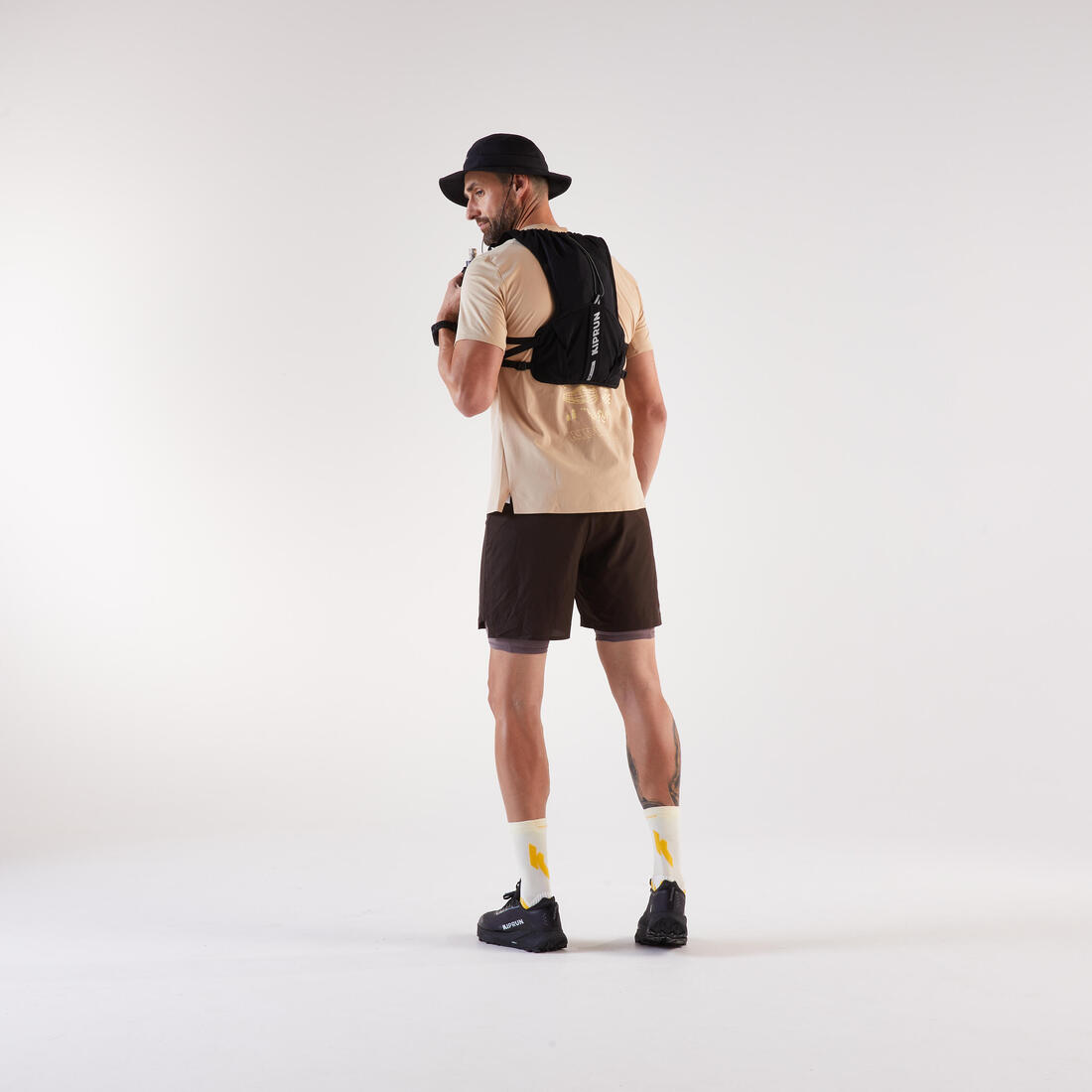 Sac trail running 5l turquoise - vendu avec poche à eau 1l