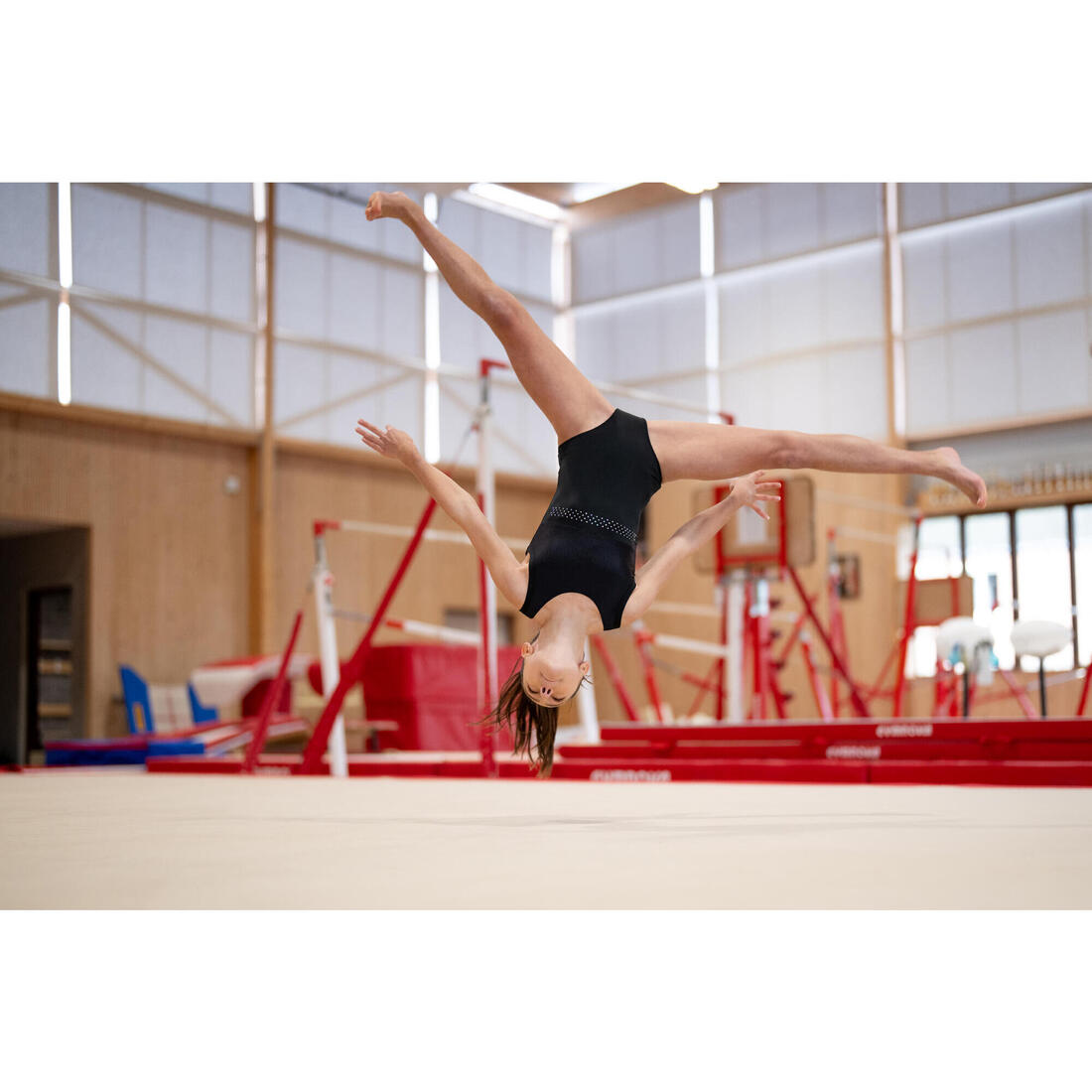 Justaucorps de gymnastique col rond fille