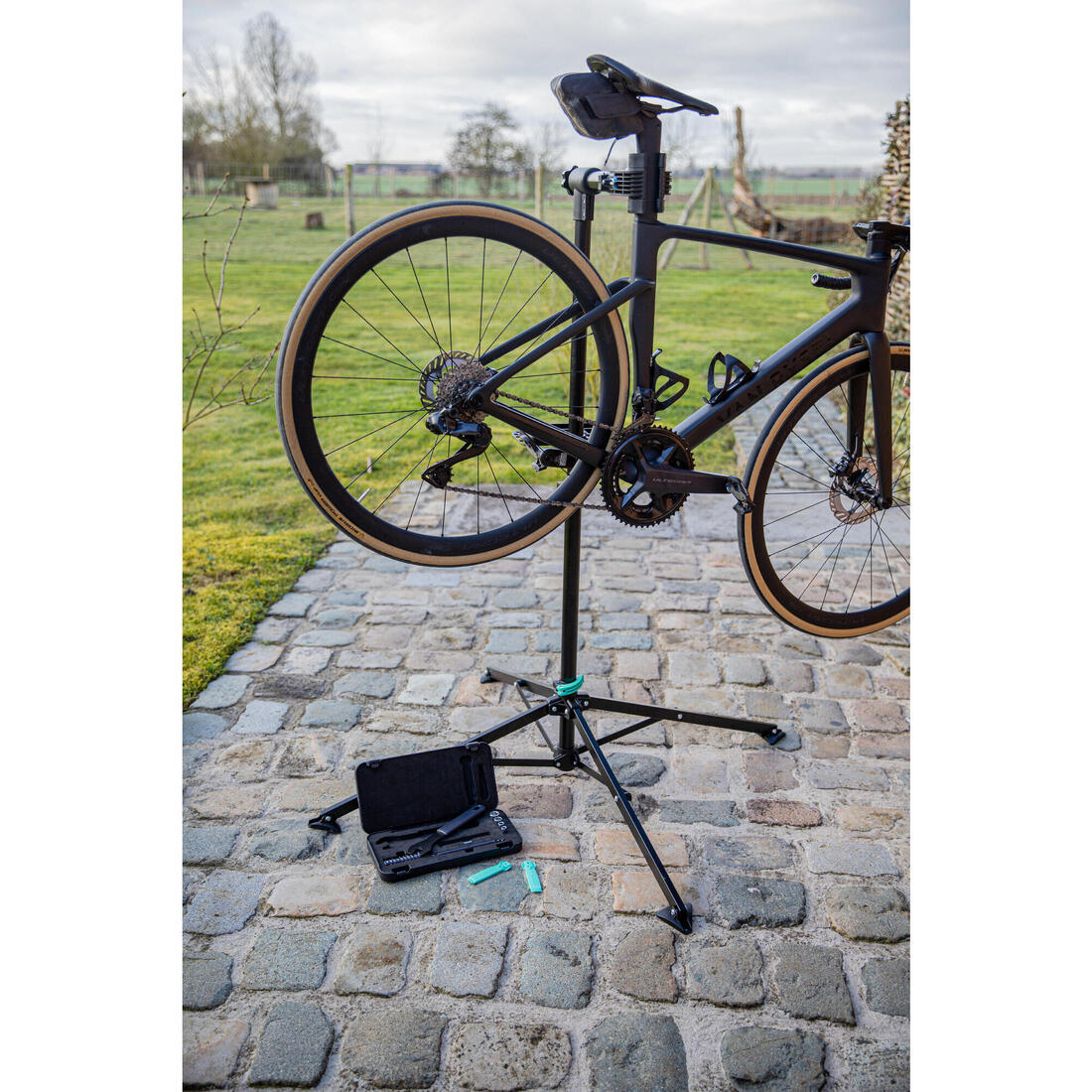 PIED D'ATELIER VELO PLIABLE EASYWORK III NOIR