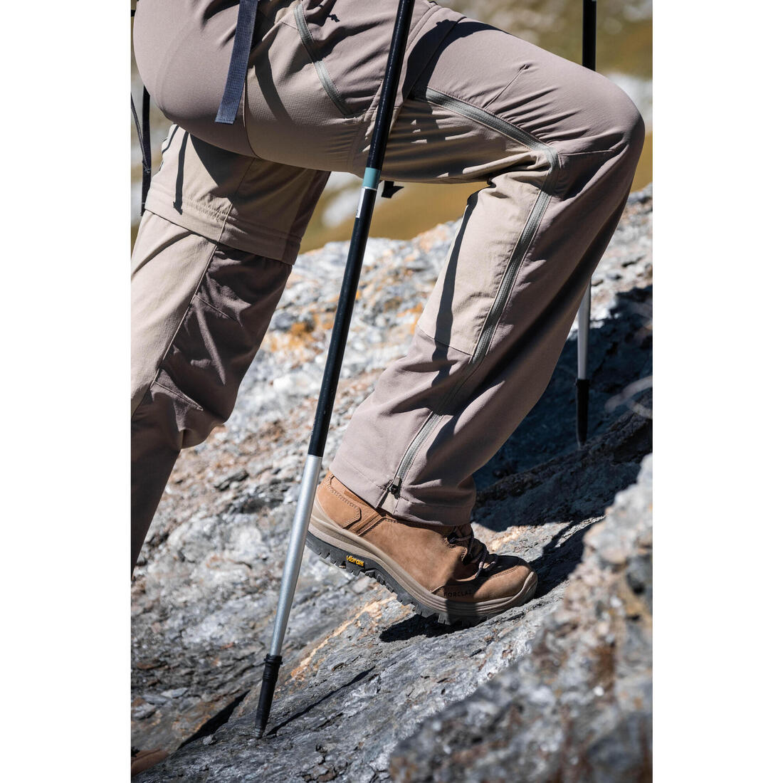 CHAUSSURES TREKKING CUIR IMPERMÉABLES - VIBRAM - MT500 LEATHER - FEMME HAUTE