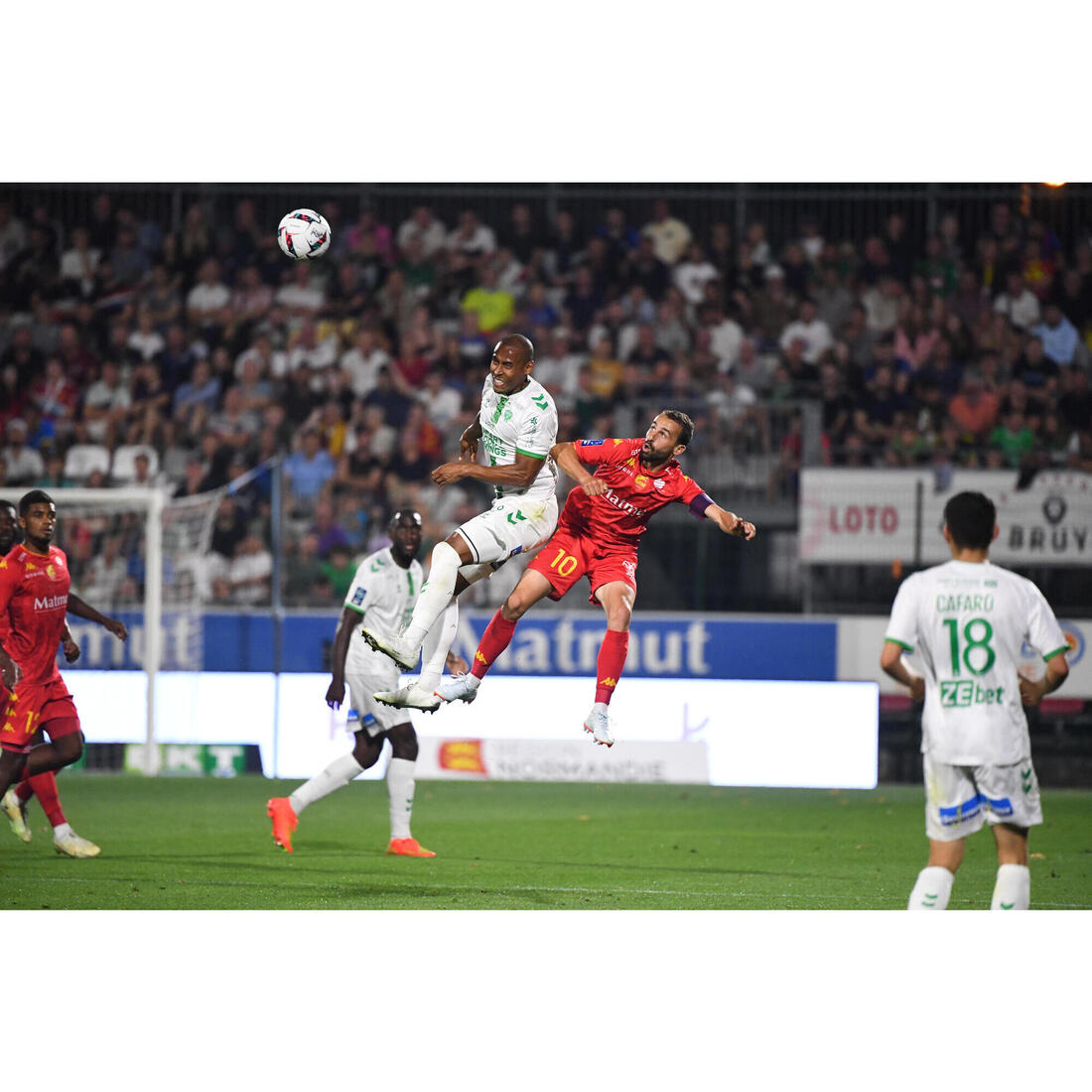 BALLON DE FOOTBALL LIGUE 2 BKT OFFICIEL MATCH BALL 2022 AVEC BOÎTE
