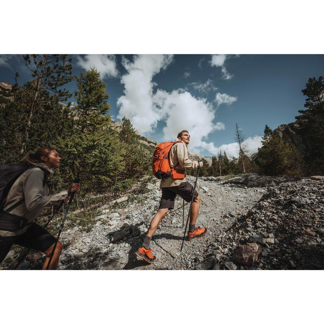 Sac à dos de randonnée ventilé 25L, MH500 khaki