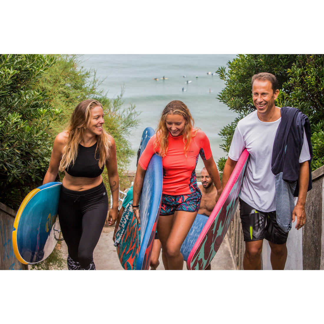 Haut de maillot de bain femme brassière de surf avec coques ANDREA NOIRE