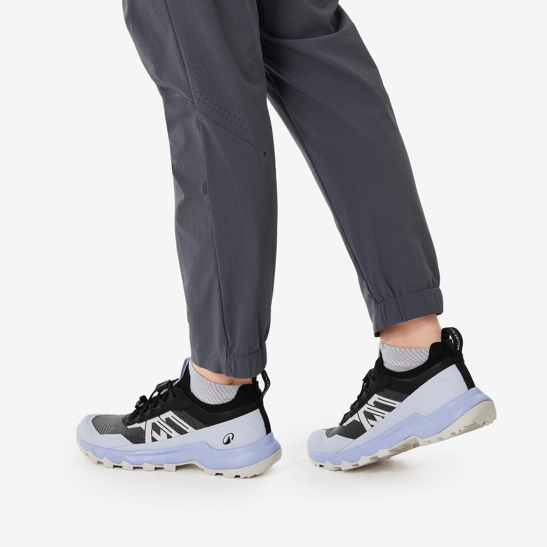Pantalon de randonnée femme, MH500 Light gris foncé