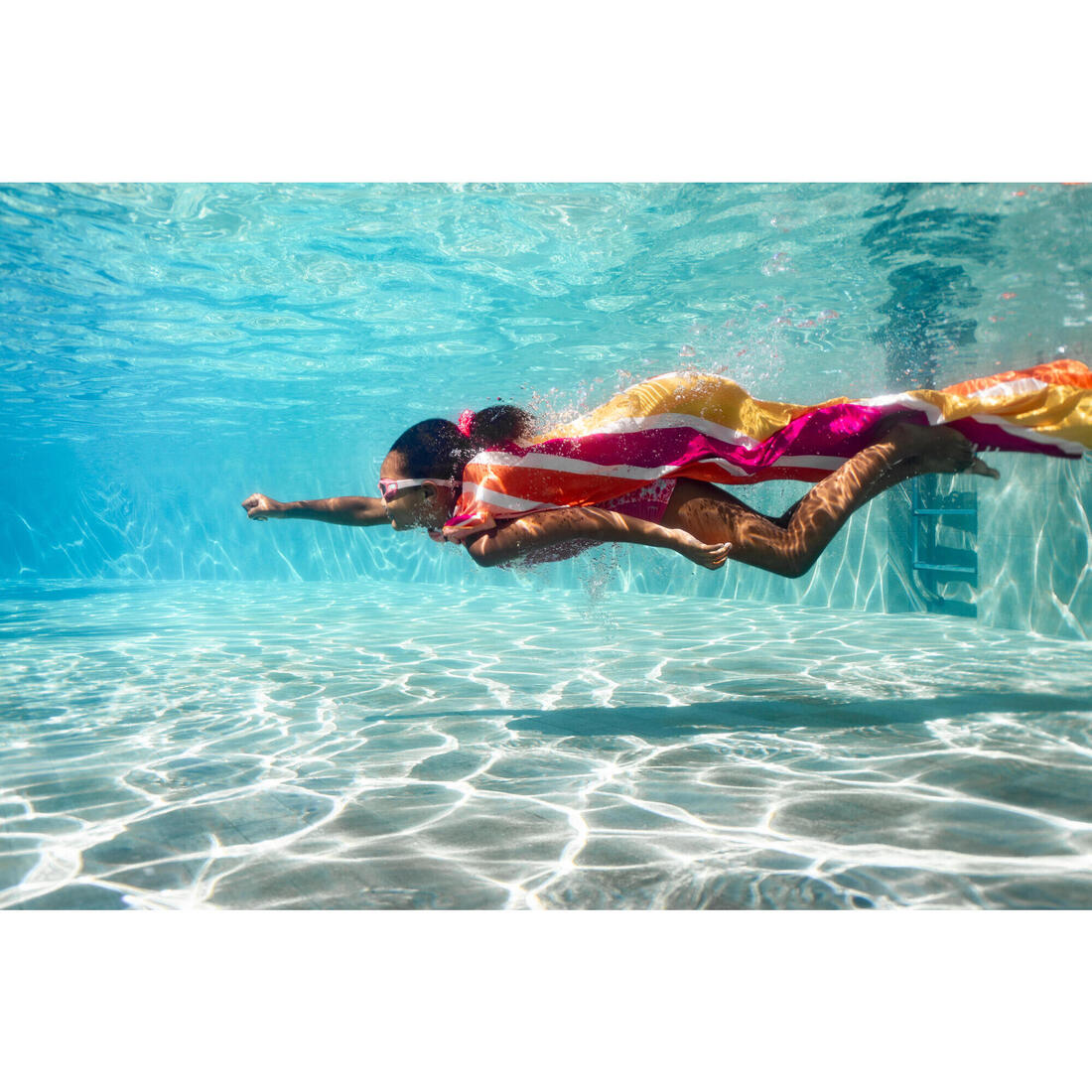 Chouchou de natation cheveux fille corail