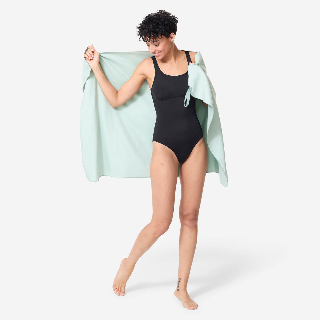 Serviette de bain microfibre gris foncé taille l 80 x 130 cm
