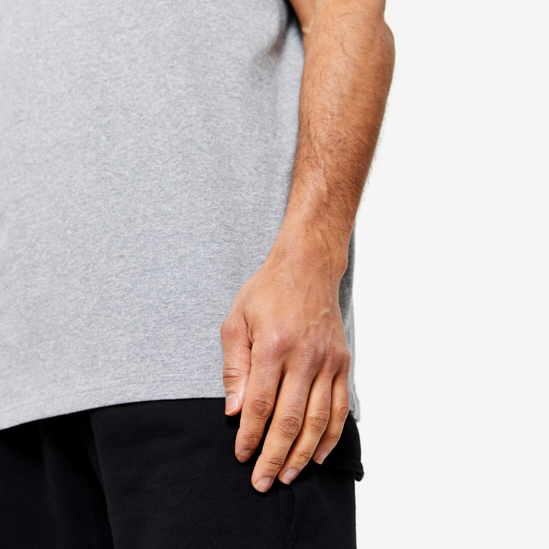 T-shirt fitness homme col rond manches courtes