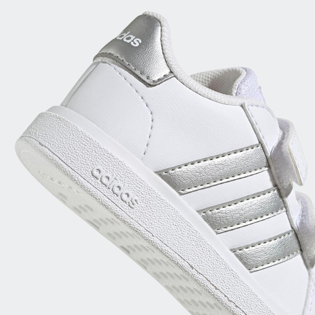 Chaussure bébé grand court 2.0, blanc argent