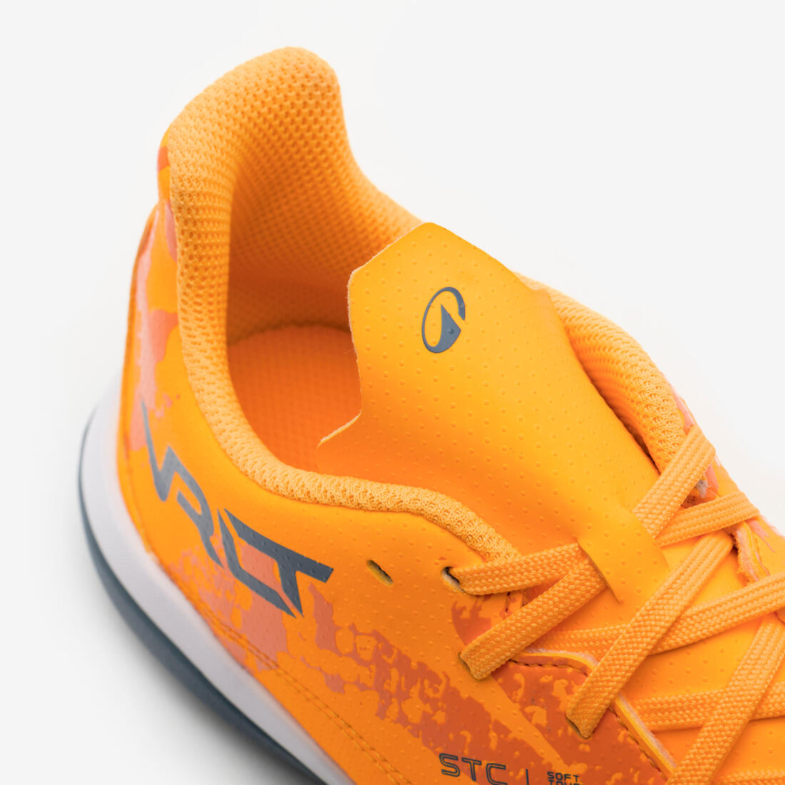 CHAUSSURES DE FOOTBALL ENFANT A LACETS VIRALTO I TURF TF NEBULA