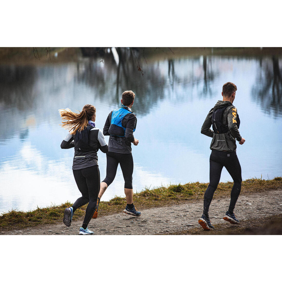 Sac d'hydratation mixte + poche à eau 1L incluse - KIPRUN 500 5L essentiel noir