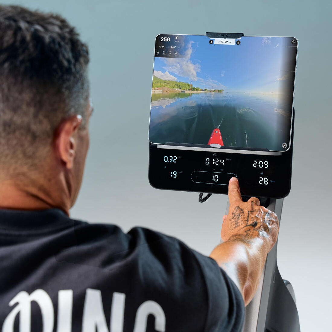 Rameur connecté et compact, Training rower 900