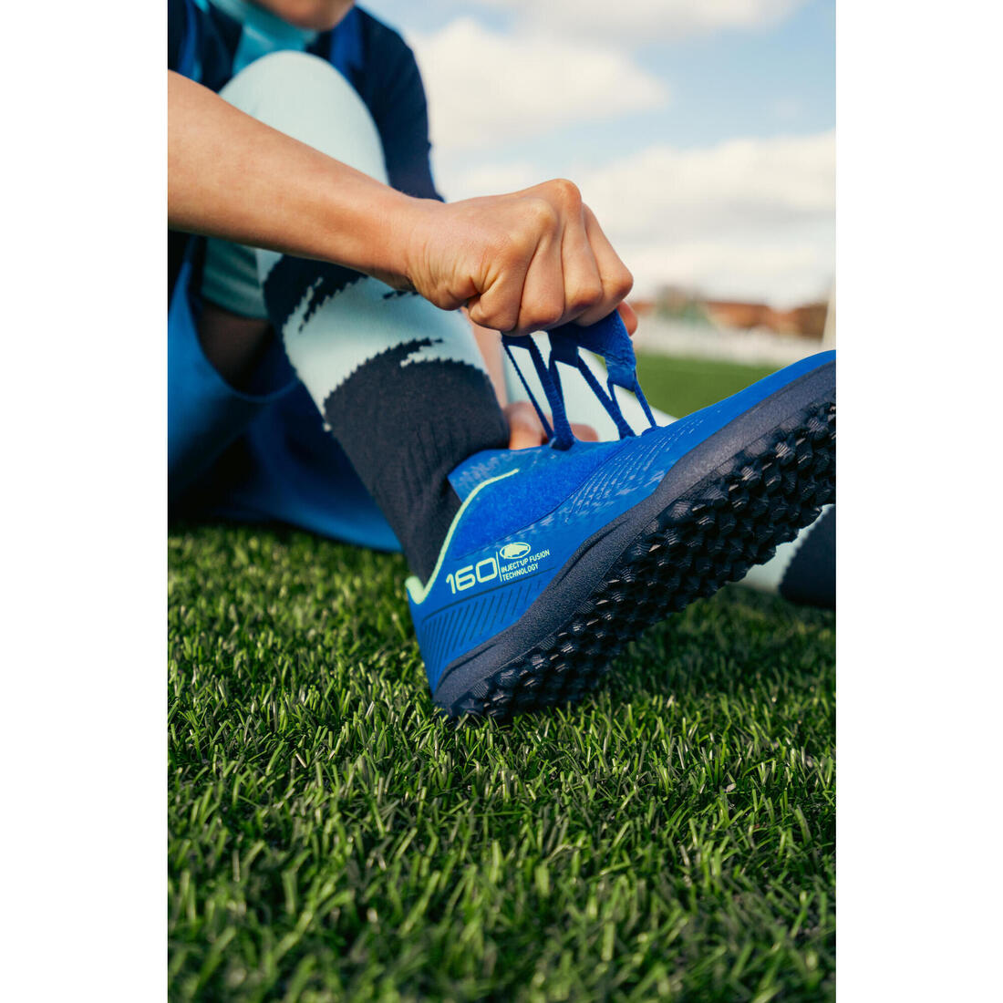 CHAUSSURES DE FOOTBALL ENFANT A SCRATCH 160 EASY TURF