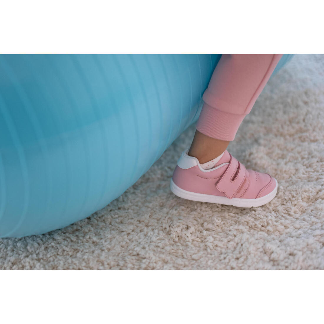 Chaussures premiers pas à scratch - I LEARN Du 20 au 24