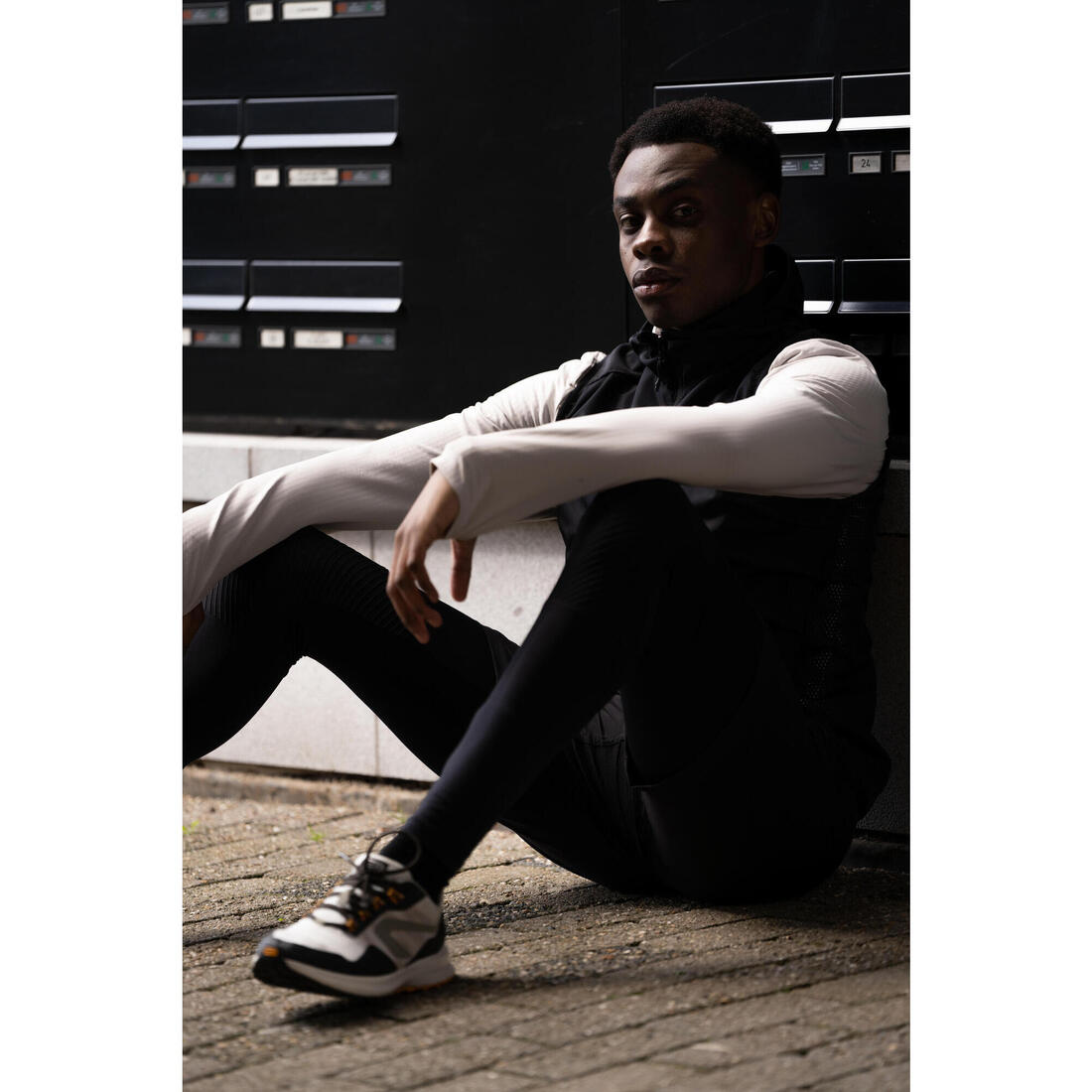 Veste coupe vent sans manche de running Homme - KIPRUN Run 100 Noire