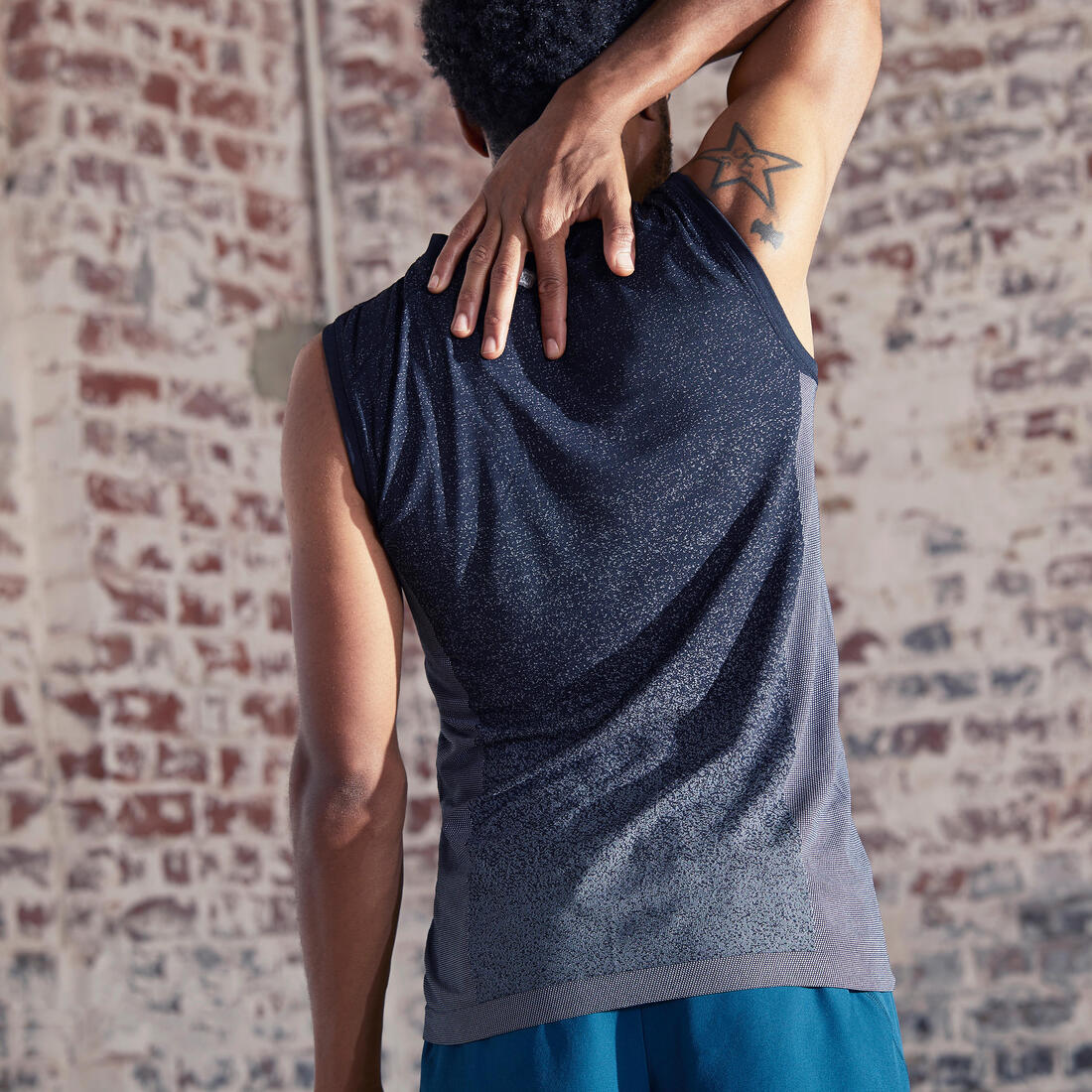 DEBARDEUR SEAMLESS-SANS COUTURES YOGA DYNAMIQUES HOMME