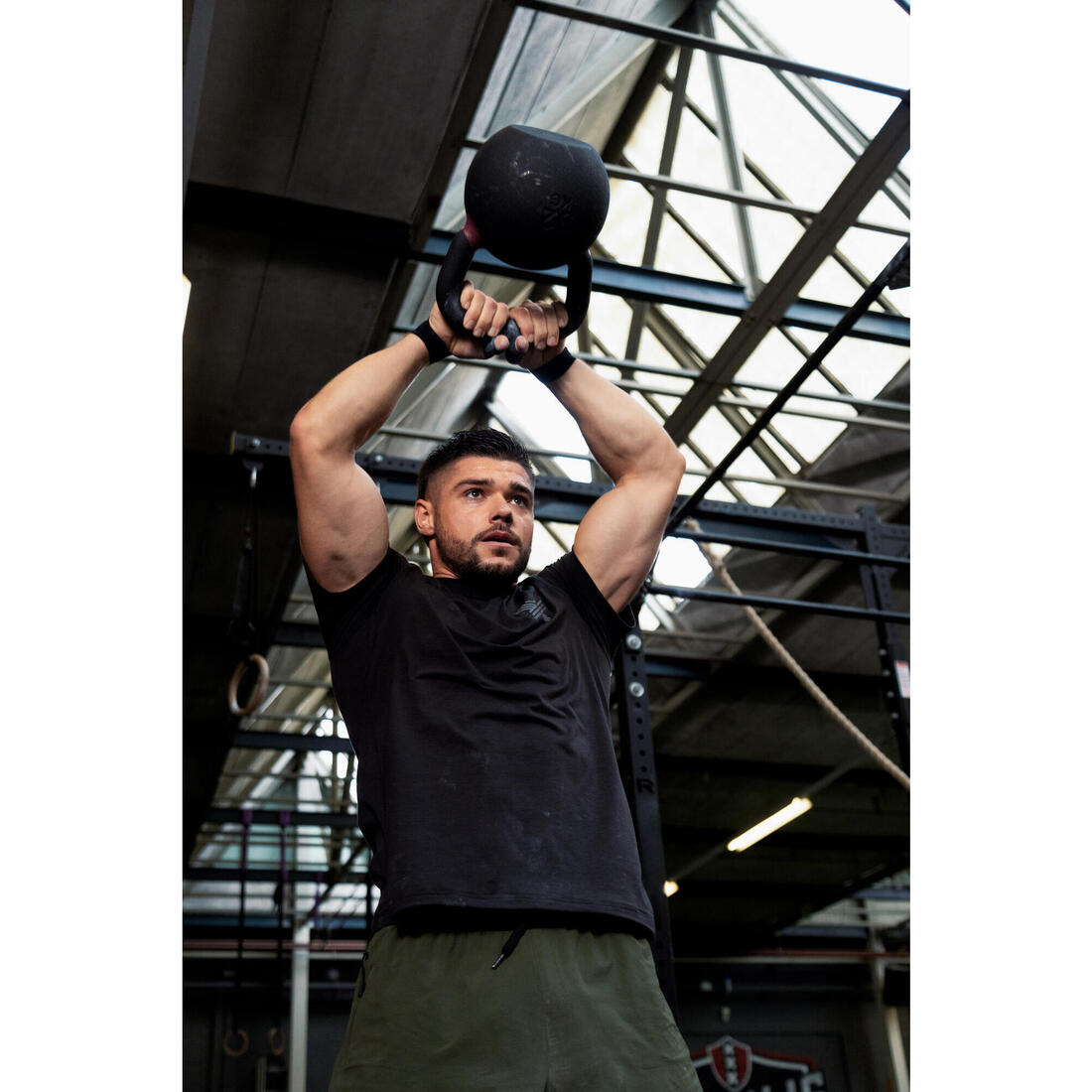 T-shirt de sport léger et extensible homme, noir et