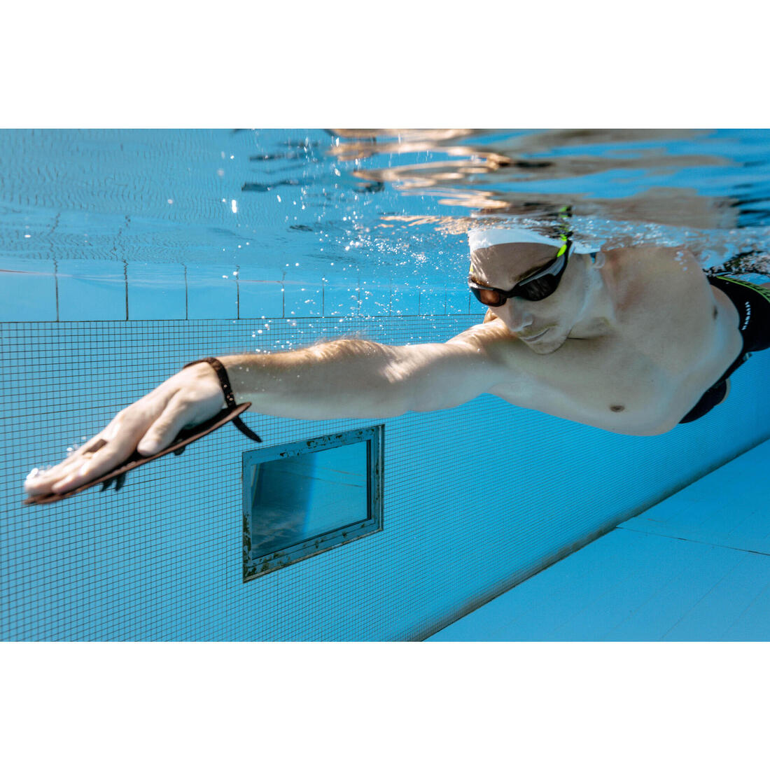 Plaquette de Natation 500 taille M noir