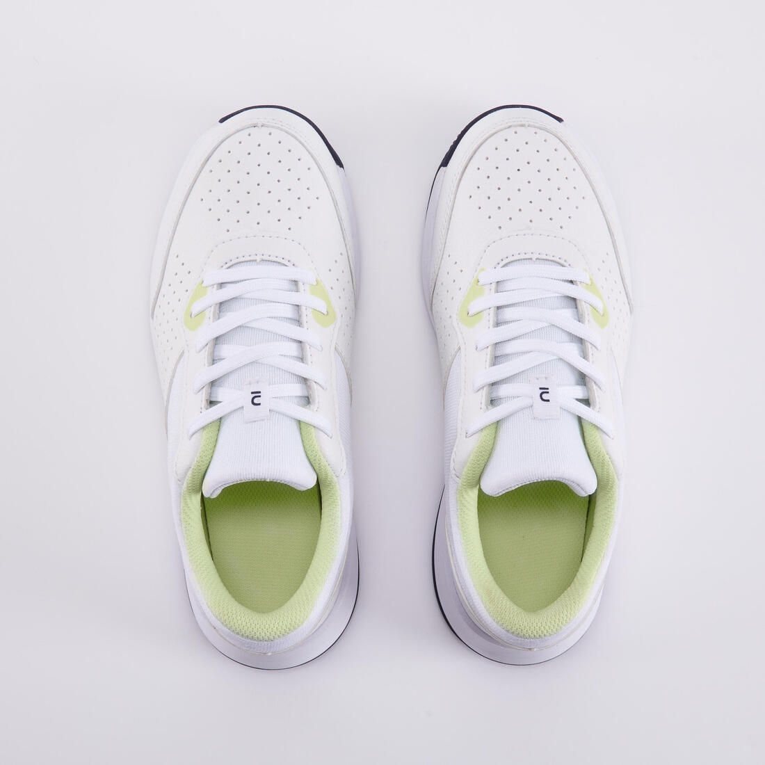 Chaussures de tennis à lacets Enfant - Essentiel