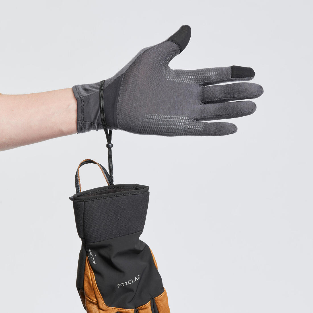 Sous-gants en laine mérinos de trekking montagne - MT500 - adulte