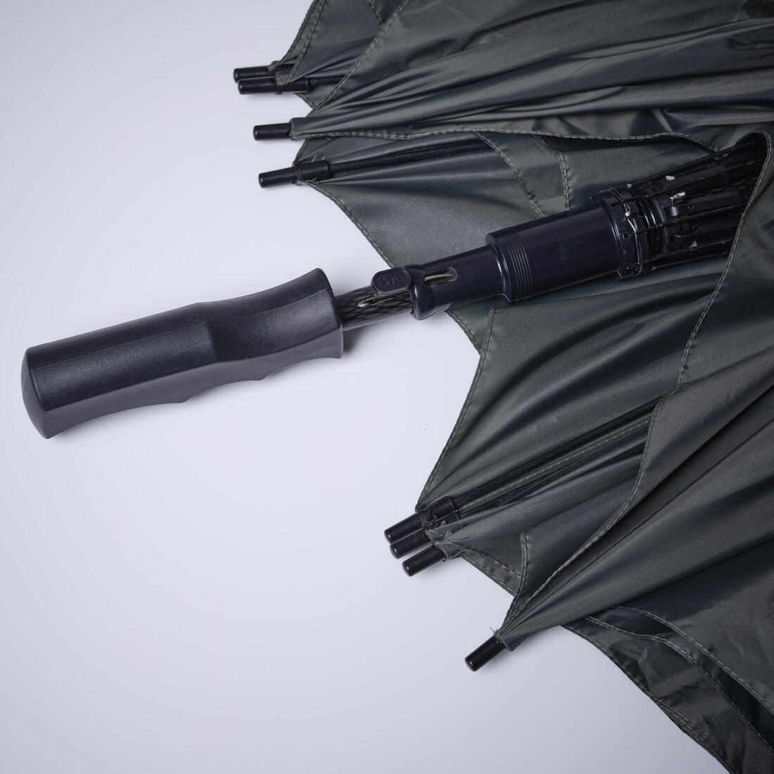 PARAPLUIE RESISTANT VERT