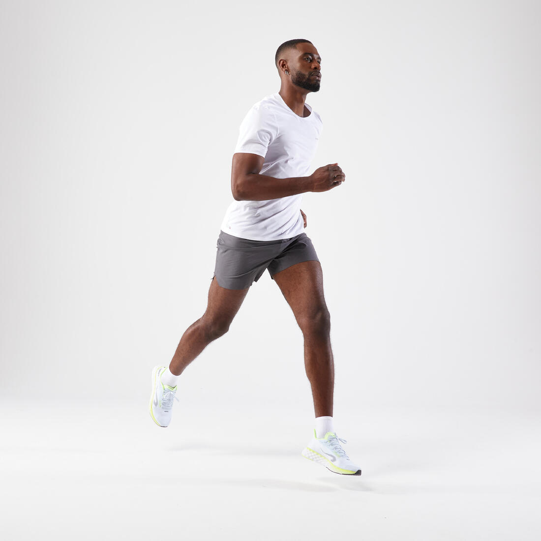 SHORT RUNNING HOMME LEGER KIPRUN LIGHT