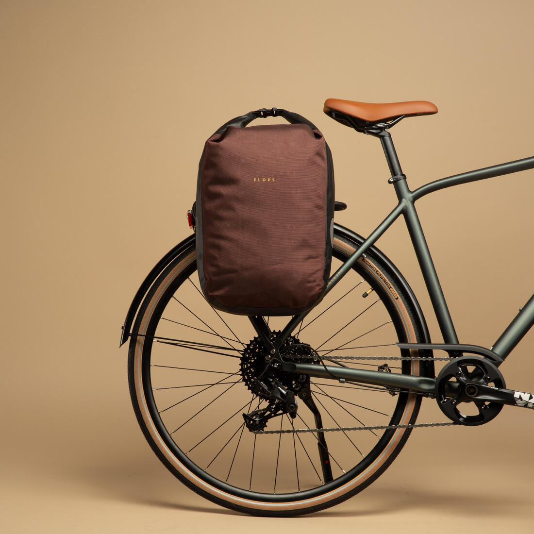 SACOCHE  VELO  500 SUR PORTE BAGAGE 20L  IMPERMÉABLE BLEUE