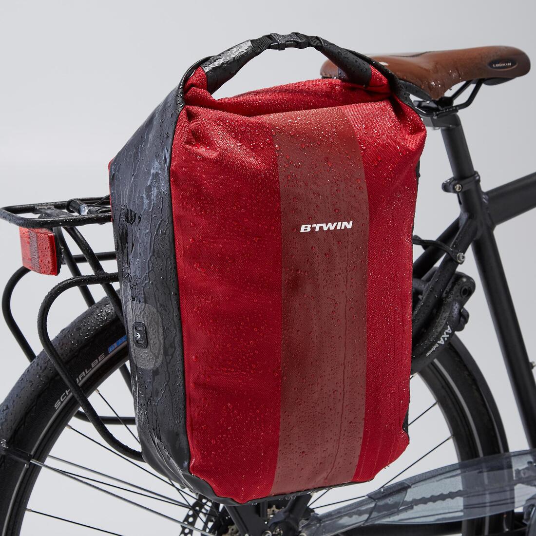 SACOCHE  VELO  500 SUR PORTE BAGAGE 20L  IMPERMÉABLE BLEUE