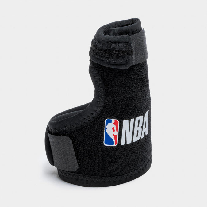 





Strap de Maintien Pouce Gauche/Droite Adulte NBA R900 - Noir, photo 1 of 10