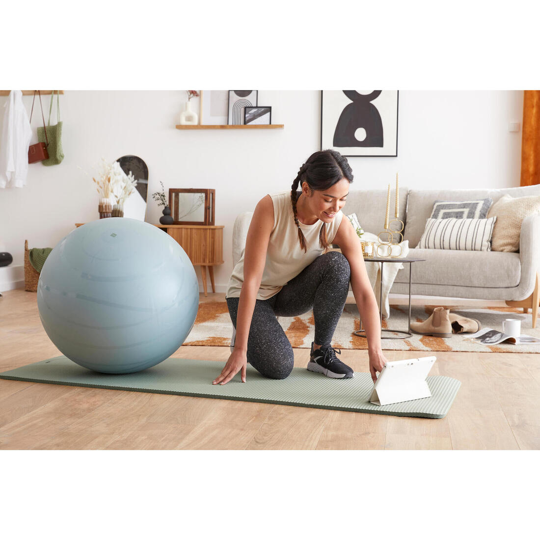 GYM BALL AVEC POMPE INCLUSE GONFLAGE ET DEGONFLAGE RAPIDE TAILLE 2 / 65 CM