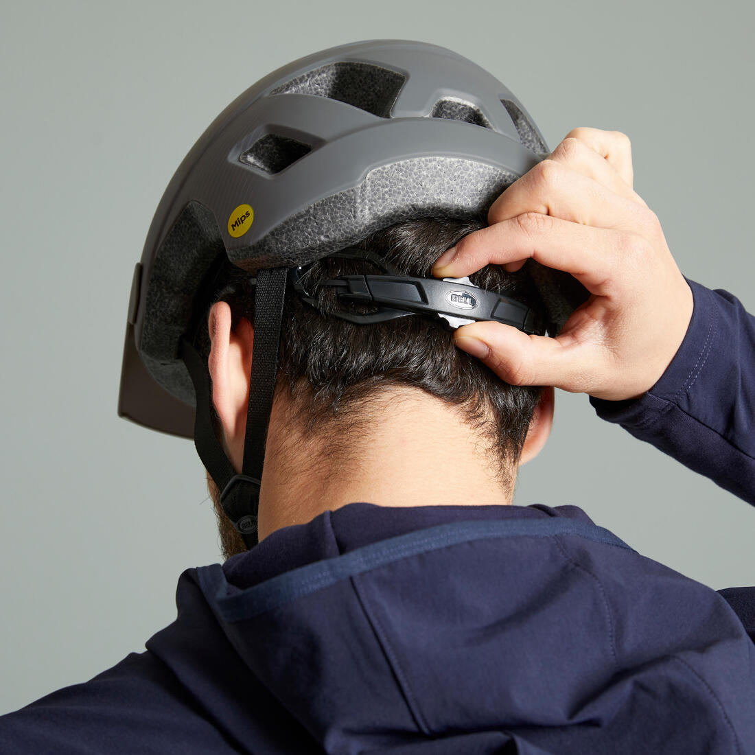 CASQUE VELO VTT BELL INFLUX MIPS GRIS