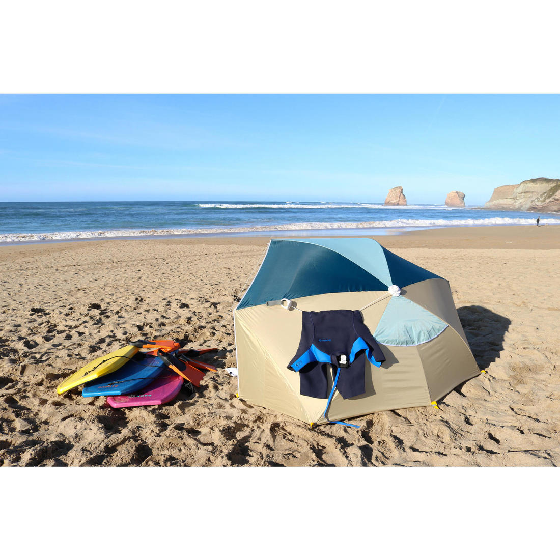 Parasol Abri plage solaire Iwiko 180 bleu jaune UPF50+ 3 places