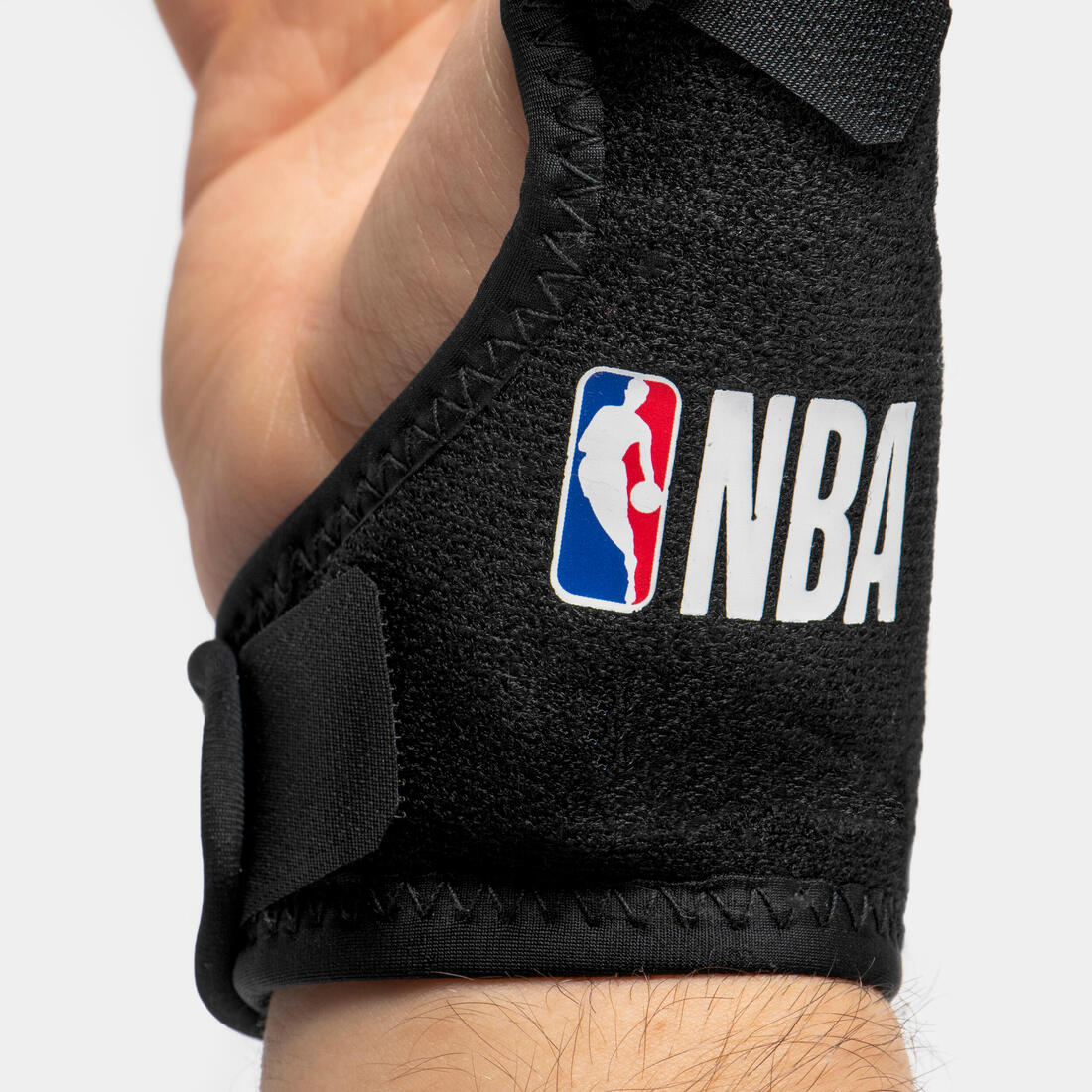 Strap de Maintien Pouce Gauche/Droite Adulte NBA R900 - Noir