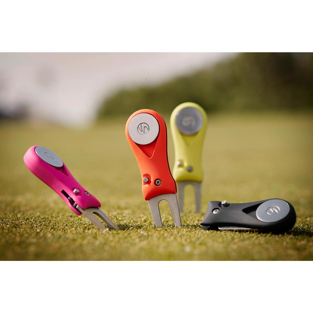 Relève pitch golf automatique - INESIS