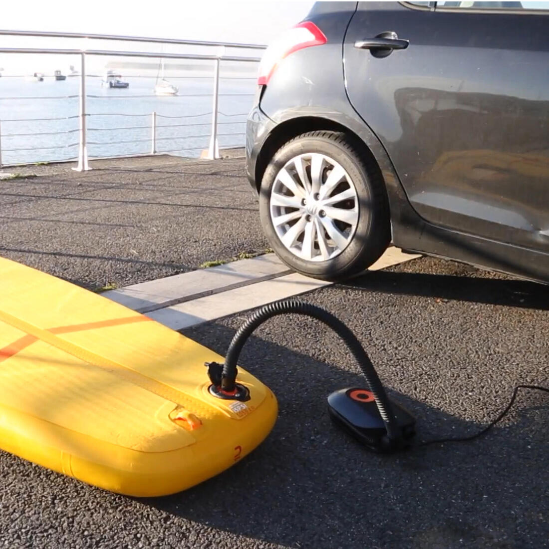 Pompe électrique 0-20PSI 13,8V 10A (prise 12V) pour stand up paddle et kayaks