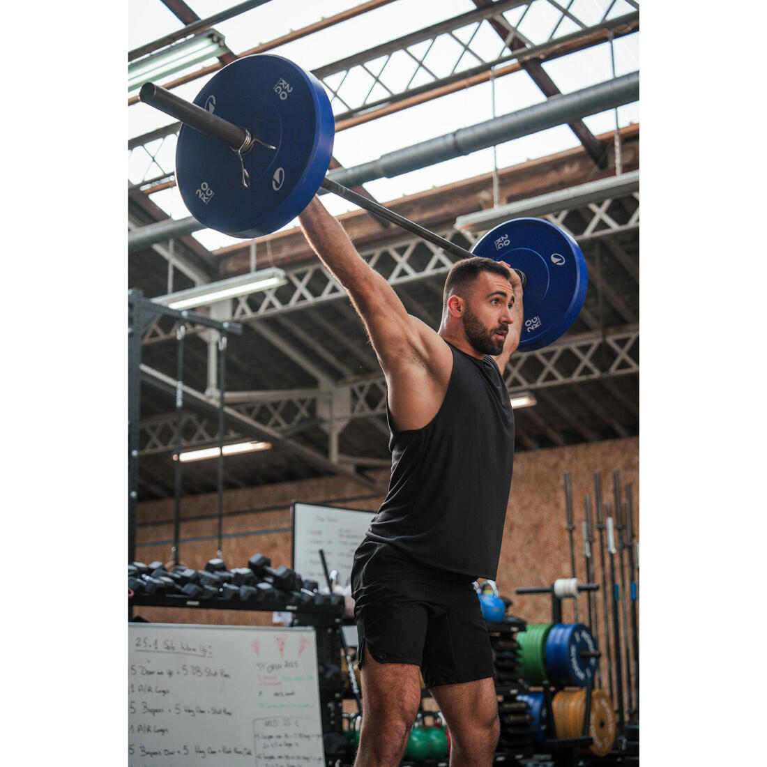 Débardeur de cross training respirant slim col rond homme, noir