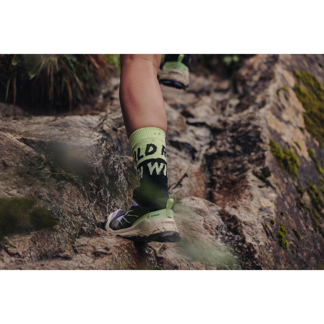 Chaussures de running trail femme, Kiprun mt3, noir fumé