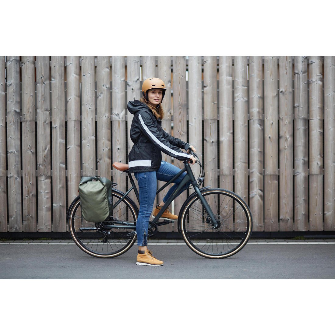 SACOCHE  VELO  500 SUR PORTE BAGAGE 20L  IMPERMÉABLE BLEUE