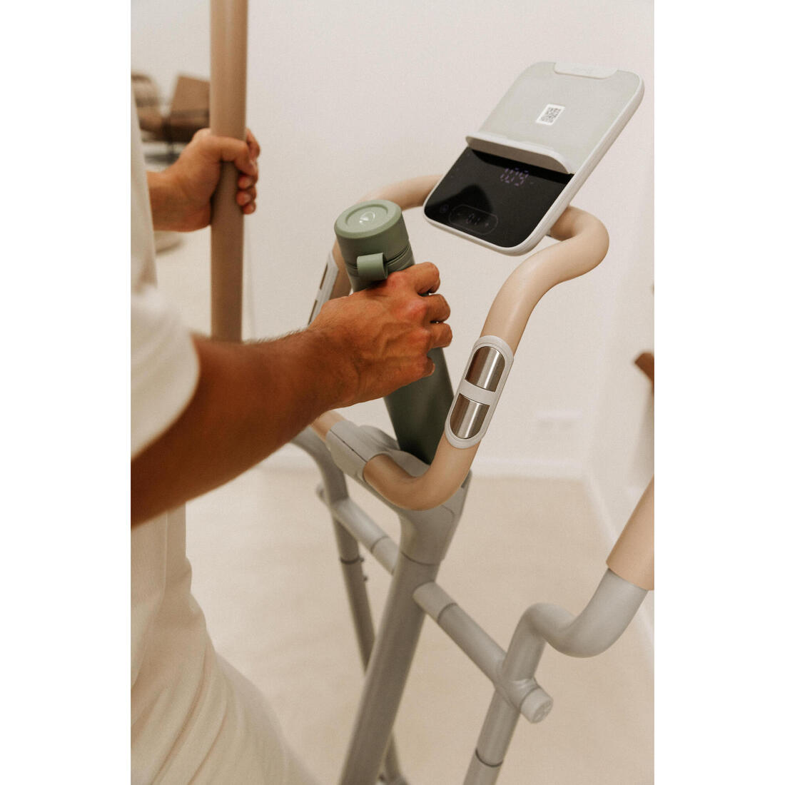 Vélo elliptique 20 programmes et auto alimenté, Initial Elliptical 300