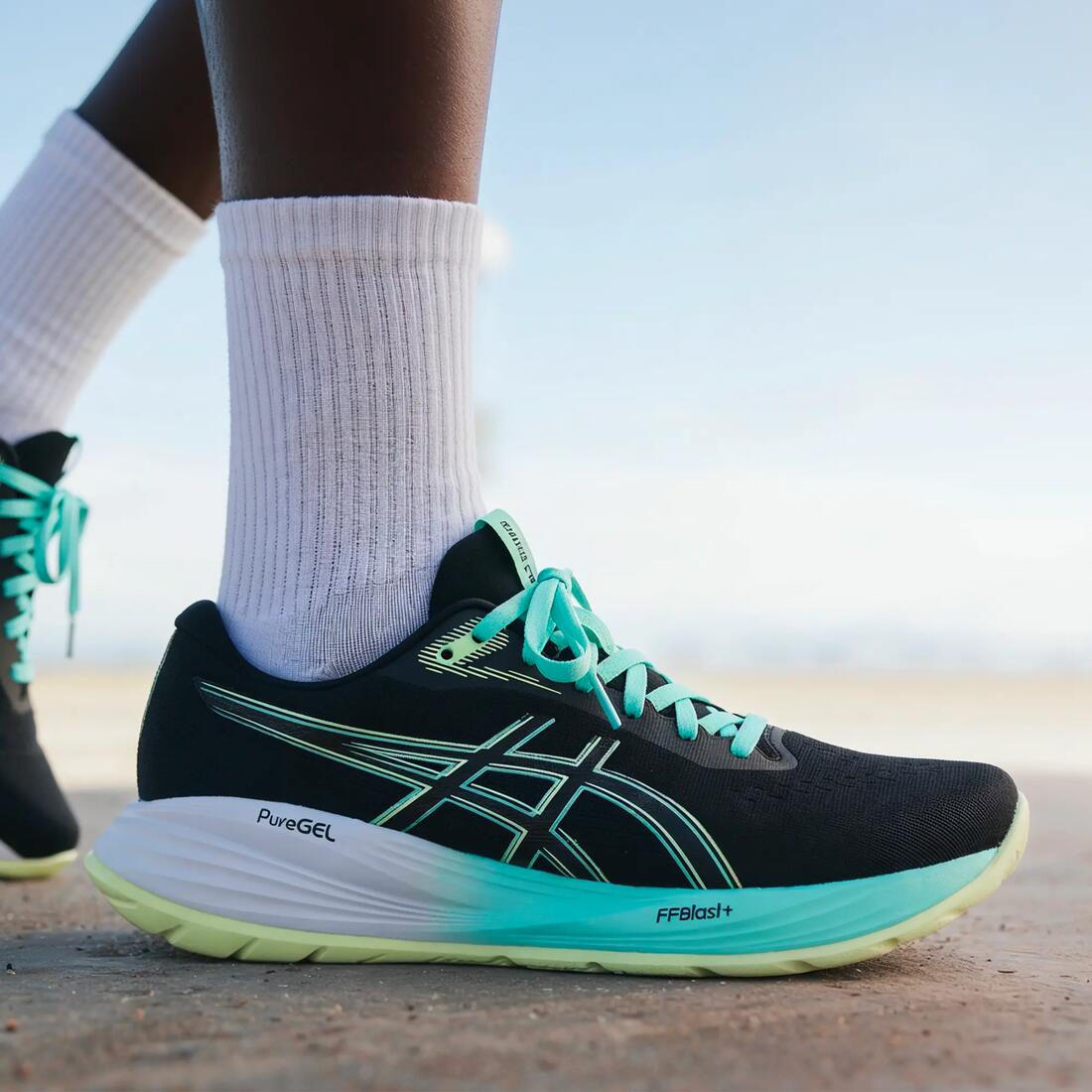 Chaussures de running Homme, Asics Gel Stratus 5 gris et