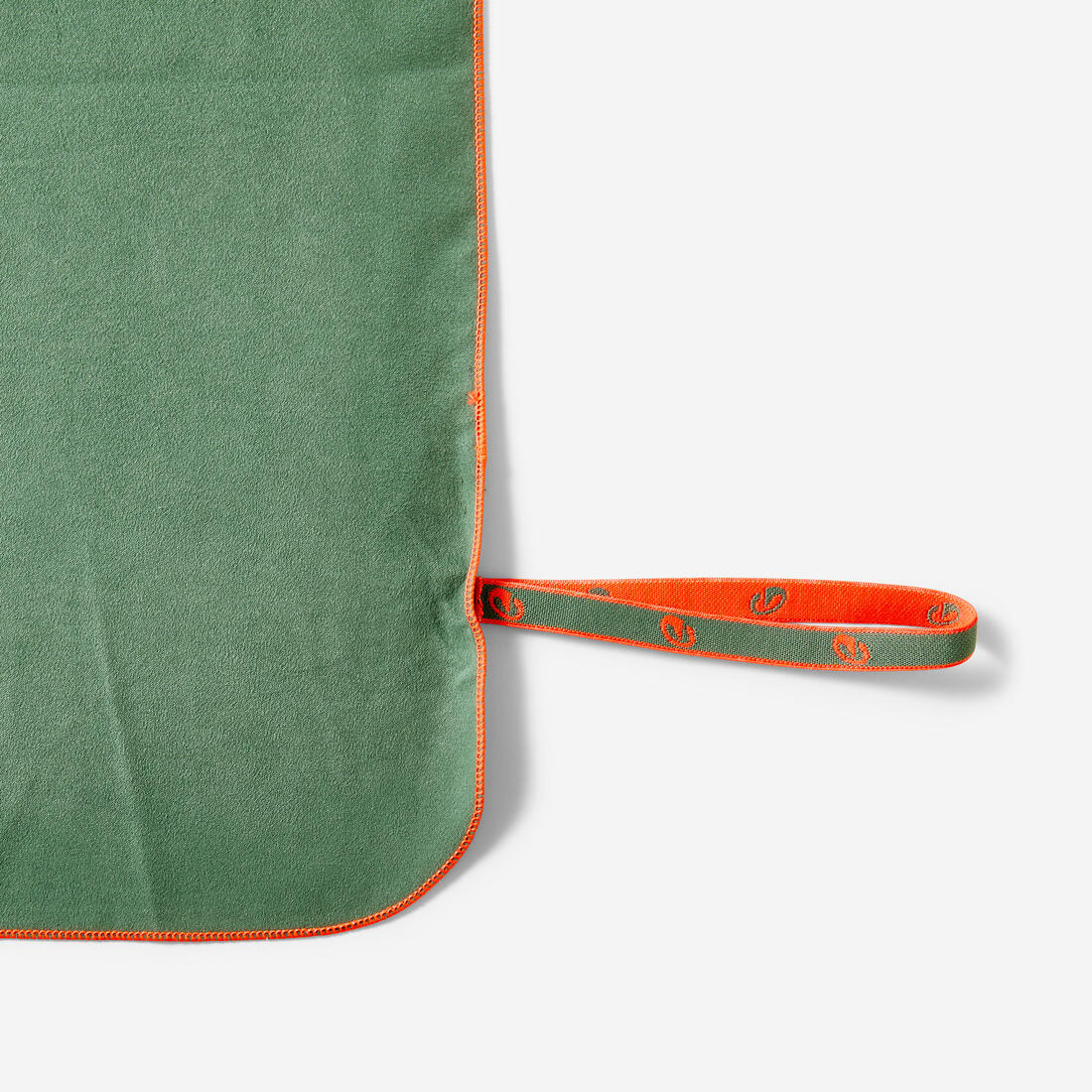 Serviette de bain microfibre ultra compacte taille XL 110 x 175 cm, vert sapin