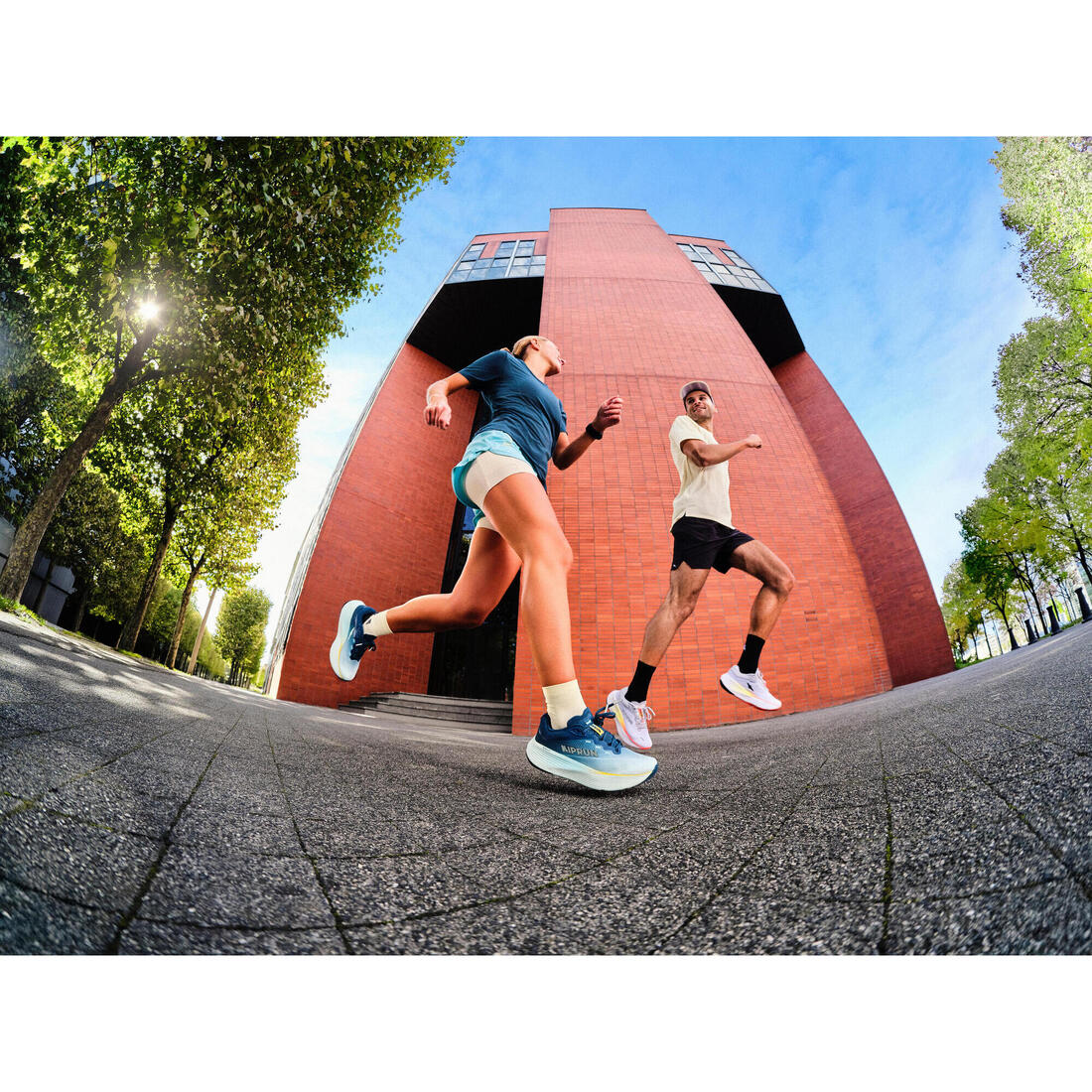 Chaussures de running route homme, Kiprun Kipride Max gris et