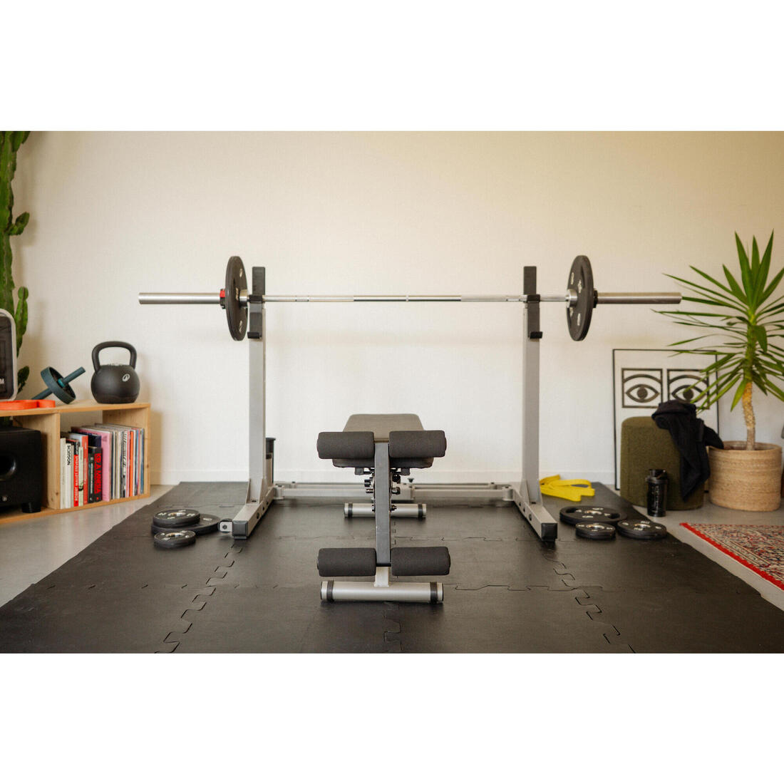 Rack de musculation 120 kg pliable en 2 sec et ultra-compact
