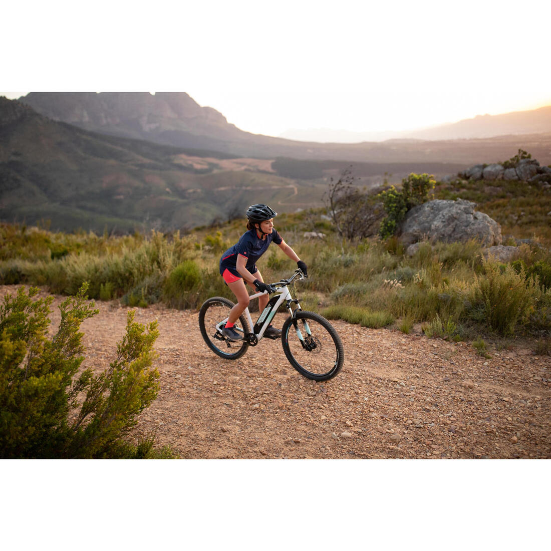 Short vtt expl 100 femme noir et