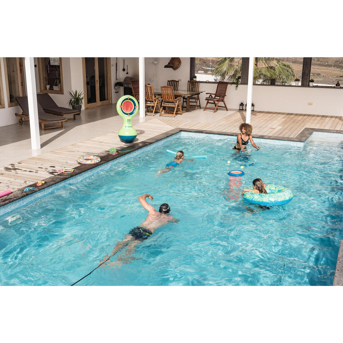 Bouée piscine gonflable imprimée grande taille 92 cm avec poignées