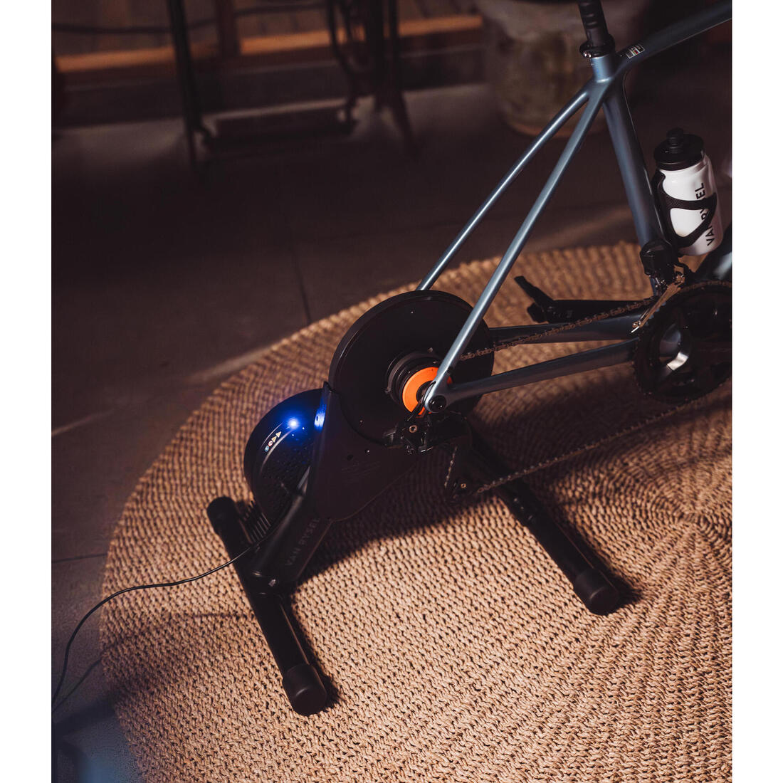 Home trainer connecté avec "Zwift Cog and Click", D500