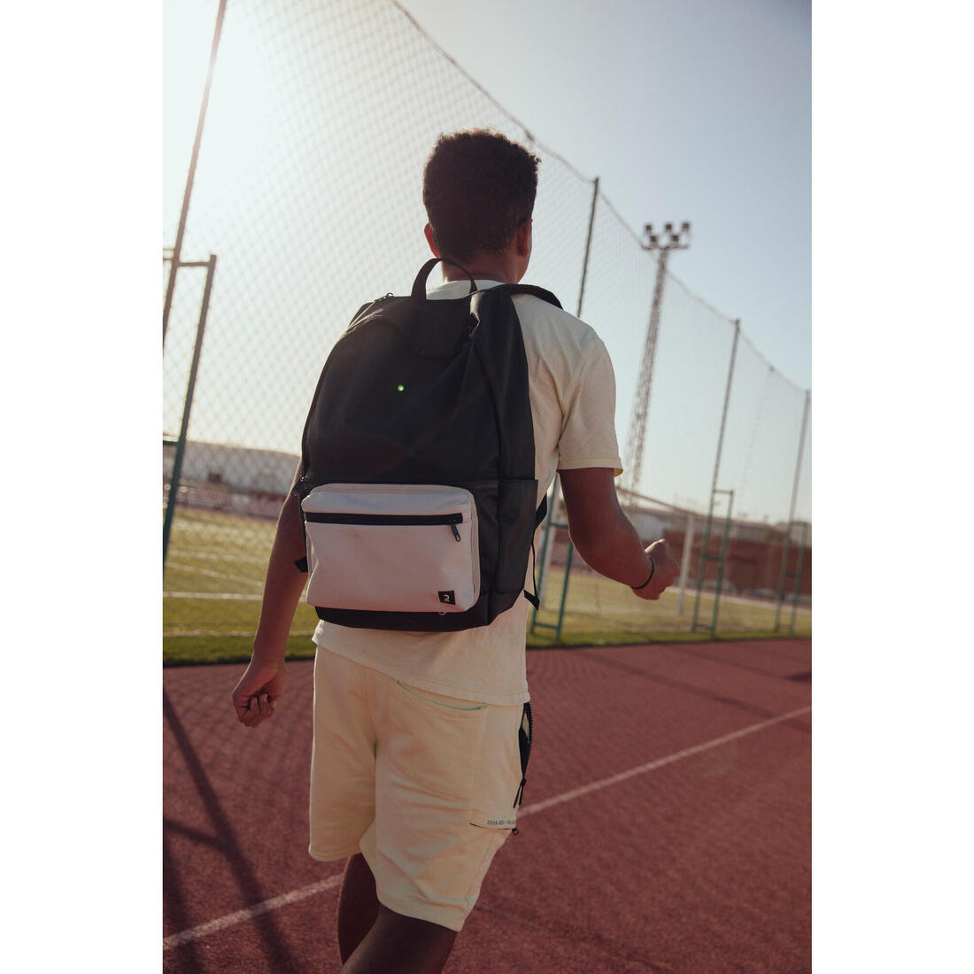 Sac à dos avec poche réversible 25L, noir